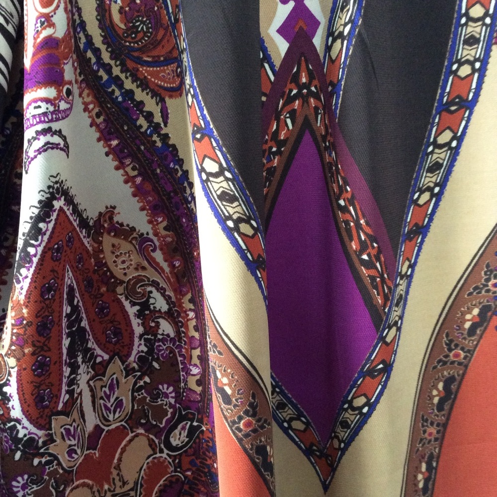 NWOT Chico’s Gorgeous Statement Sleeve Tunic - Picture 9 of 10